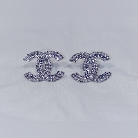 Jewelry - Silver CC Rhinestone Earrings